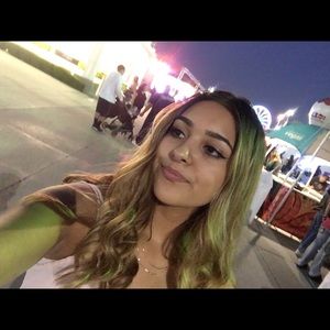 Meet your Posher, Priscilla